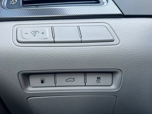 Used 2017 Hyundai Sonata Sport w/ Value Edition Package 02 FWD image 22