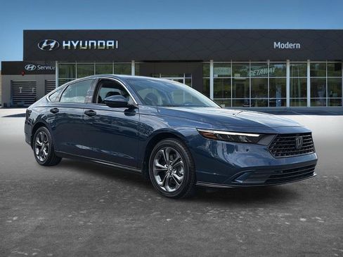 Used 2024 Honda Accord EX-L image 3