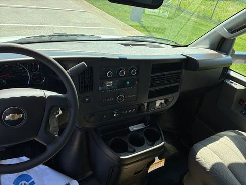 New 2026 Chevrolet Express 4500 w/ Power Convenience Package RWD image 16