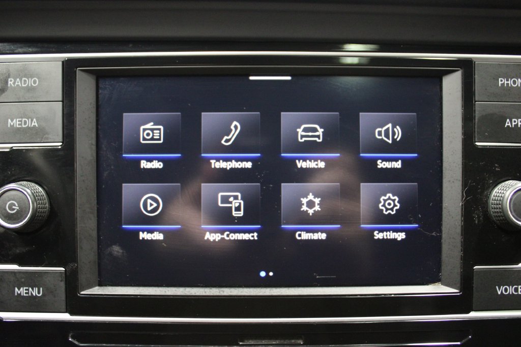 Used 2020 Volkswagen Jetta SE w/ SE Cold Weather Package FWD image 16