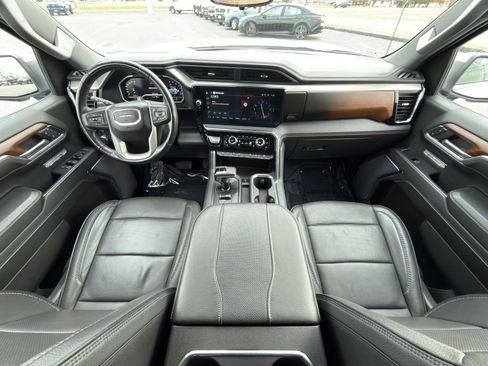 Used 2023 GMC Sierra 1500 Denali w/ Technology Package image 15