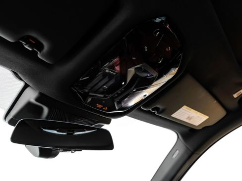 Used 2025 BMW 540i xDrive 540i xDrive image 31