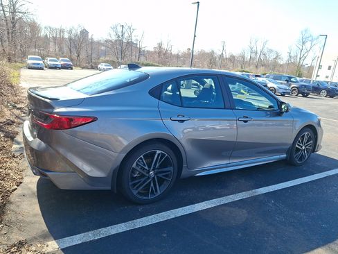 Used 2026 Toyota Camry XSE w/ Premium Plus Package image 4