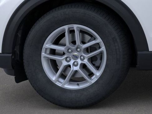 New 2026 Ford Explorer Active image 19