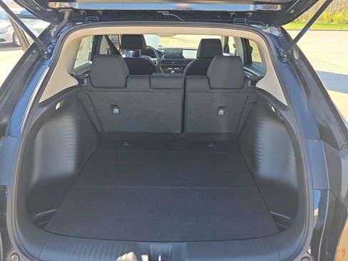 New 2026 Honda HR-V LX image 18
