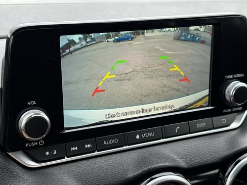 Used 2024 Nissan Sentra S FWD image 19