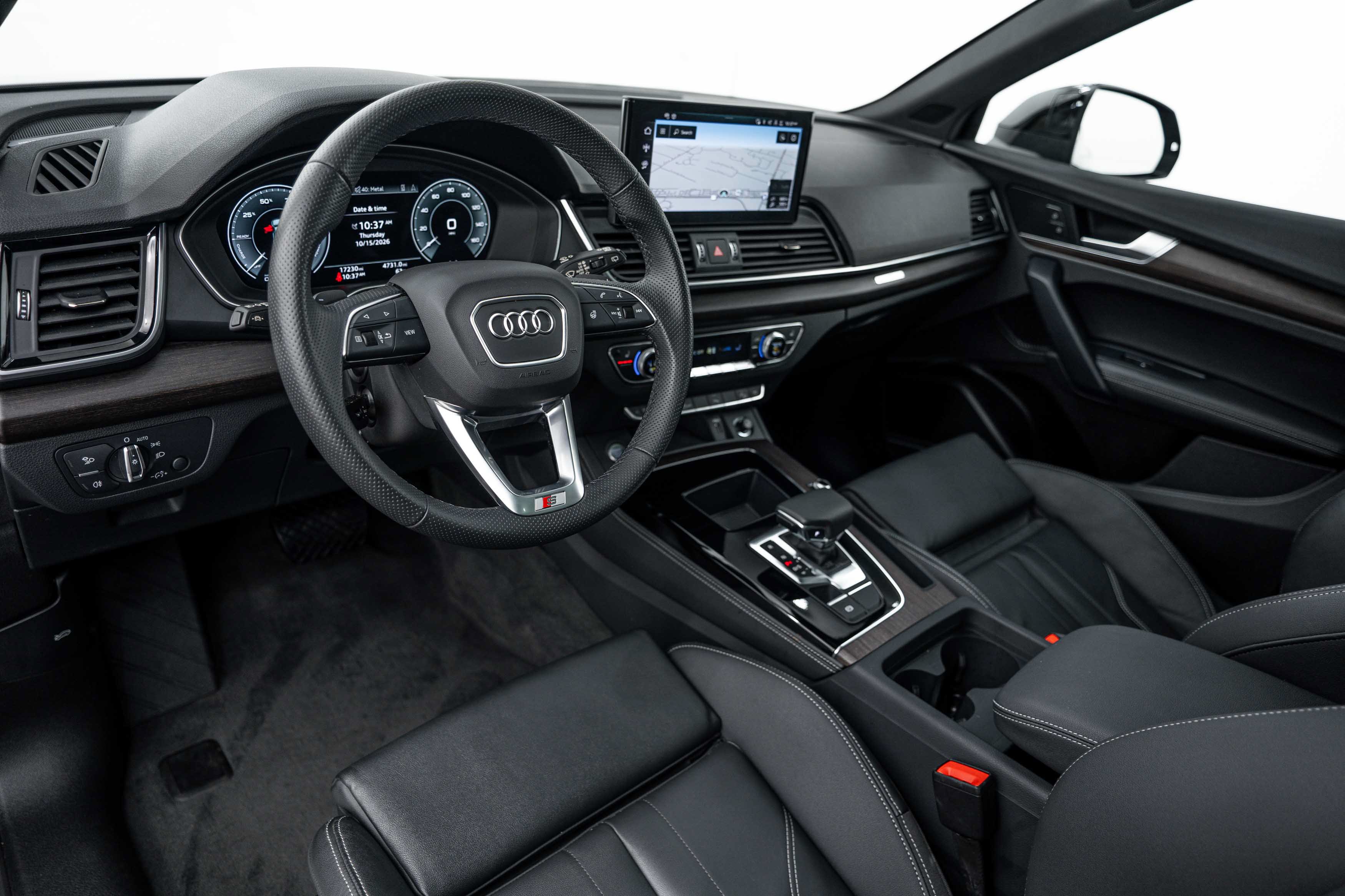 Certified 2024 Audi Q5 e Premium Plus AWD/4WD image 8