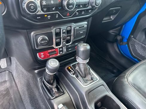 Used 2021 Jeep Wrangler Unlimited Rubicon w/ Trailer Tow Package AWD/4WD image 12