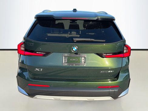 Used 2025 BMW X1 xDrive28i w/ Technology Package image 5