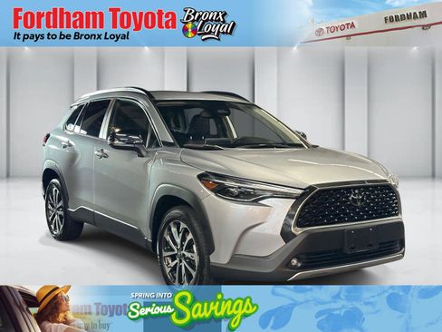 Certified 2025 Toyota Corolla Cross XLE AWD/4WD image 1
