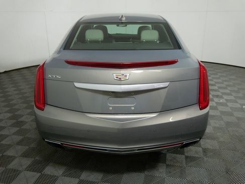 Used 2017 Cadillac XTS Luxury w/ Driver Awareness Package image 4