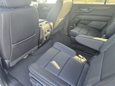 New 2026 GMC Yukon Denali image 11