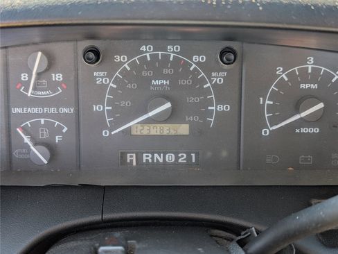 Used 1994 Ford Bronco XLT image 24