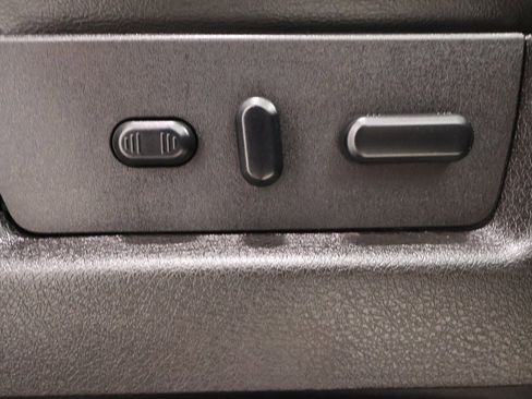 Used 2014 Ford F150 Lariat image 20