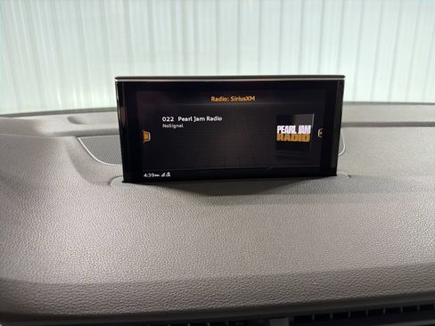 Used 2017 Audi Q7 3.0T Premium Plus AWD/4WD image 27