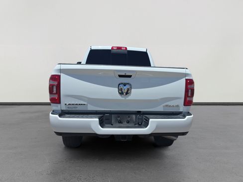 Used 2024 RAM 2500 Laramie AWD/4WD image 4