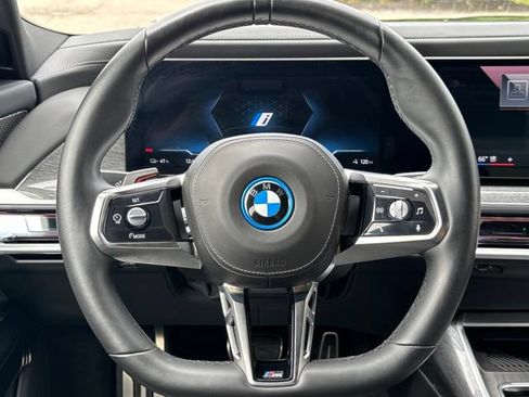 Certified 2024 BMW i7 xDrive60 w/ M Sport Package RWD image 19