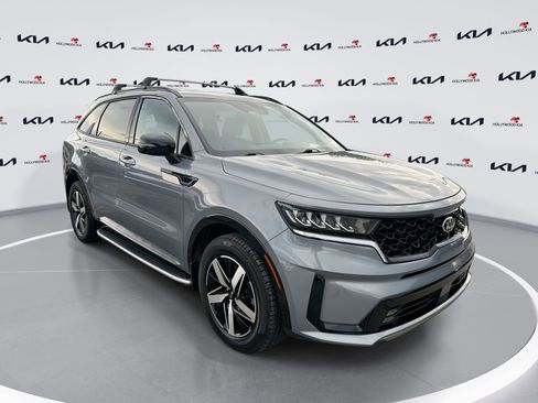 Certified 2021 Kia Sorento EX image 1