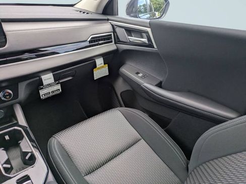 New 2026 Mitsubishi Outlander ES FWD image 17
