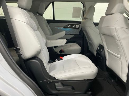 New 2026 Ford Explorer Platinum w/ LUX Leather Package image 27