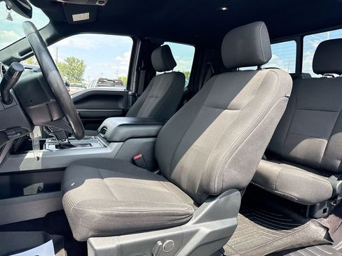 Used 2017 Ford F150 XLT w/ Equipment Group 302A Luxury AWD/4WD image 11