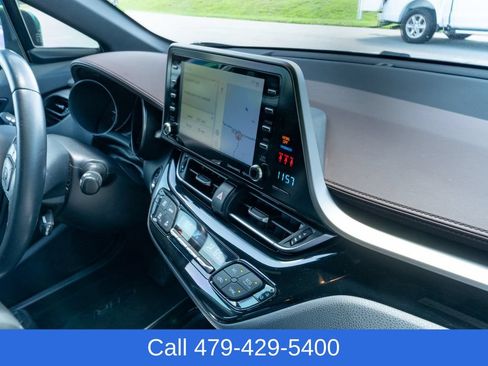 Used 2019 Toyota C-HR Limited FWD image 43
