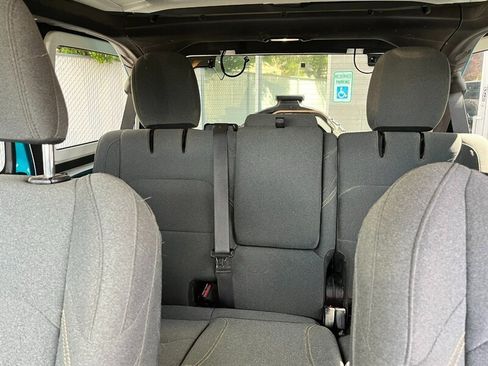 Used 2024 Jeep Wrangler Unlimited image 22