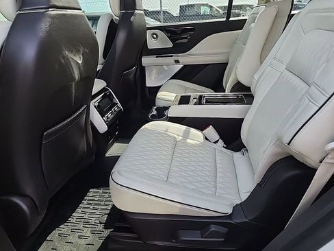 Used 2020 Lincoln Aviator Black Label w/ Dynamic Handling Package AWD/4WD image 6