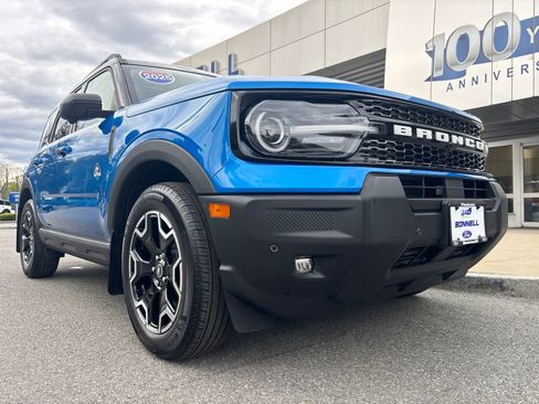 Used 2025 Ford Bronco Sport Outer Banks w/ Outer Banks Tech Package+ AWD/4WD image 10