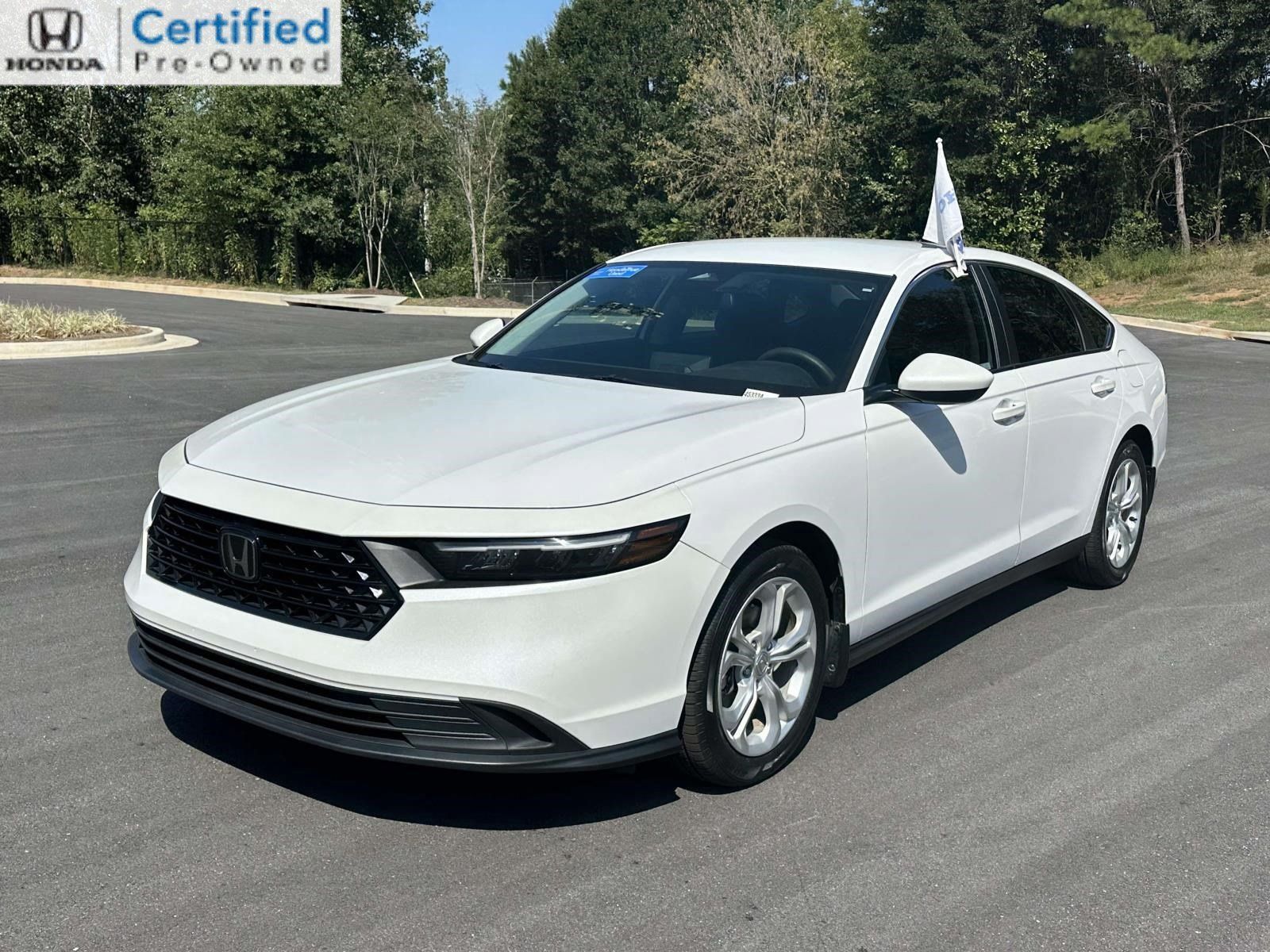 Certified 2023 Honda Accord LX image 3