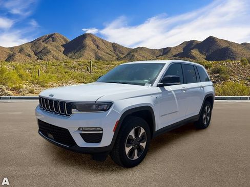 Certified 2024 Jeep Grand Cherokee Limited 4xe AWD/4WD image 2