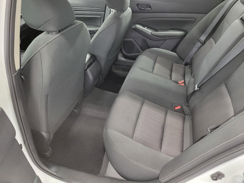 Used 2025 Nissan Altima 2.5 SV FWD image 21