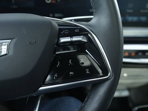 Used 2024 Cadillac Lyriq Luxury image 43