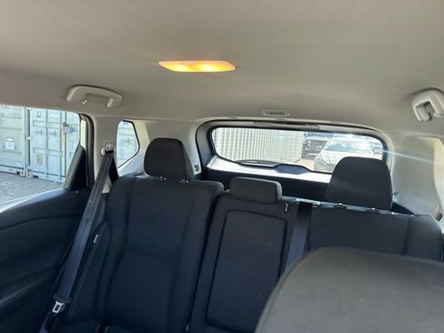 Used 2024 Nissan Rogue S AWD/4WD image 10