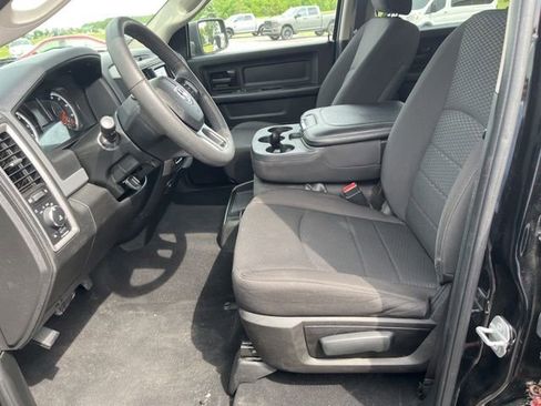 Used 2019 RAM 1500 Express w/ Wheel & Sound Group AWD/4WD image 10