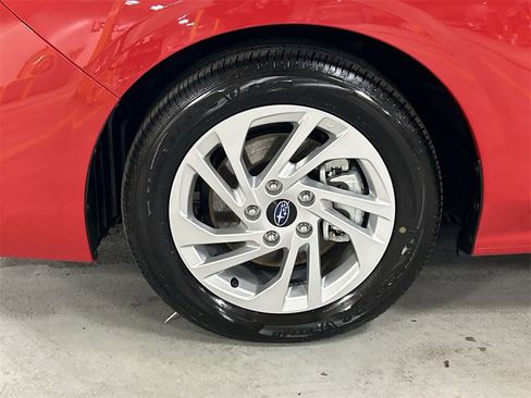 Certified 2025 Subaru Impreza 2.0i image 10