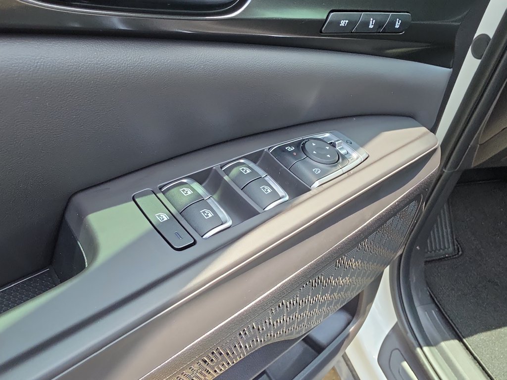 New 2026 Kia Carnival SX w/ SX Dark Edition Package FWD image 20