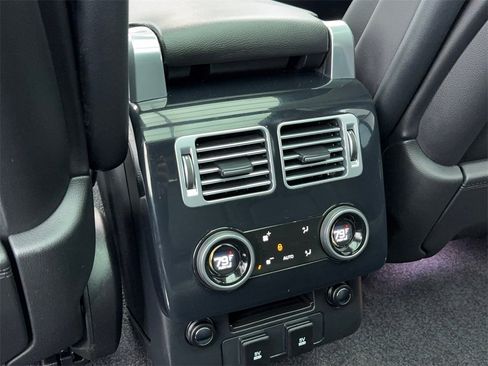Used 2019 Land Rover Range Rover image 43