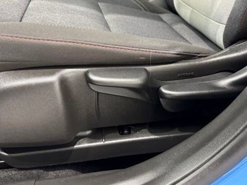 Used 2024 Chevrolet Trax RS w/ Sunroof Package image 12