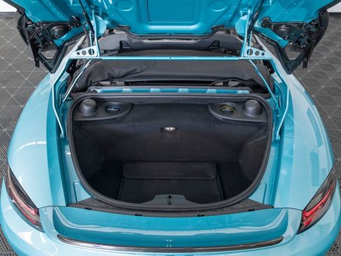 Certified 2025 Porsche 718 Boxster Spyder RS RWD image 42