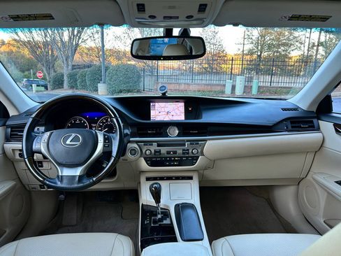 Used 2014 Lexus ES 350 image 17