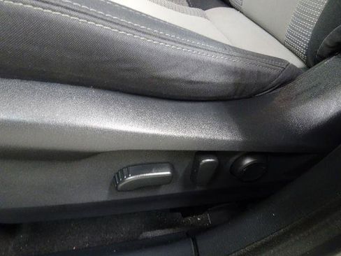 Used 2020 Subaru Outback Premium image 15