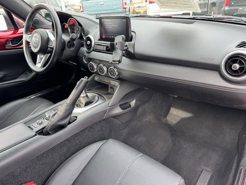 Used 2023 MAZDA MX-5 Miata Grand Touring image 35