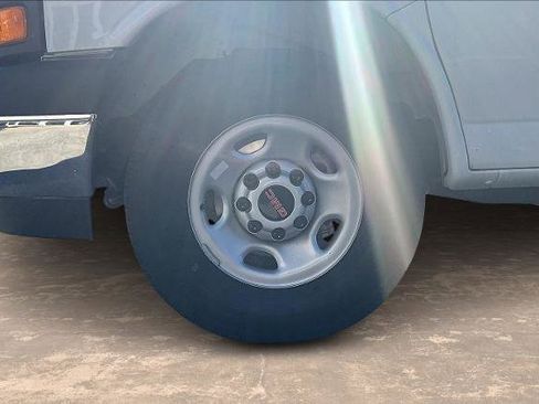 New 2025 GMC Savana 3500 w/ Power Convenience Package image 9