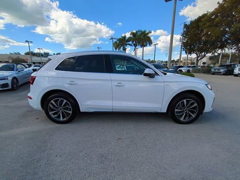 Used 2023 Audi Q5 2.0T Premium Plus w/ Premium Plus Package image 2