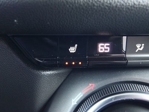Used 2020 Chevrolet Blazer LT FWD image 11