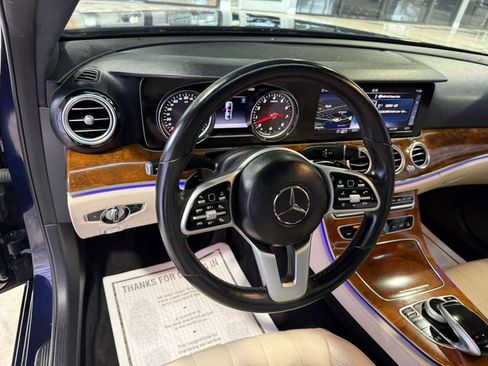 Used 2019 Mercedes-Benz E 450 4MATIC Sedan w/ Premium Package image 33