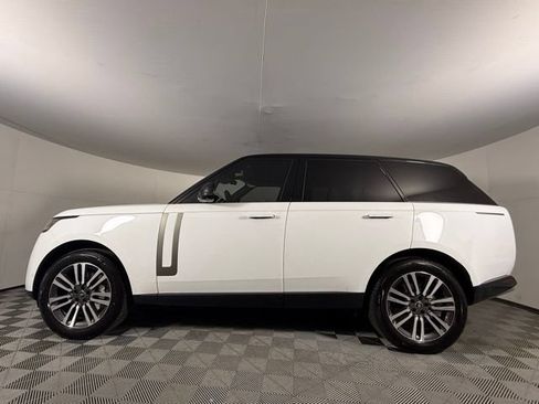 New 2025 Land Rover Range Rover SE AWD/4WD image 3