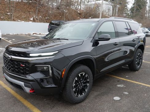 New 2026 Chevrolet Traverse Z71 w/ Enhanced Driving Package image 4