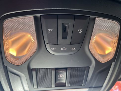 Used 2022 RAM 1500 Big Horn image 22